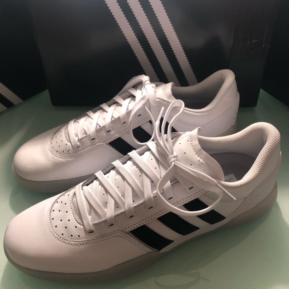9.5,10,11,11.5,12 Adidas white leather clear sole